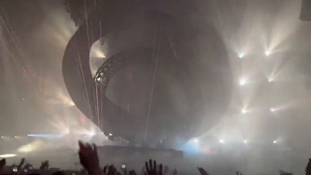 Swedish House Mafia - Paradise Again Tour United Center смотреть онлайн