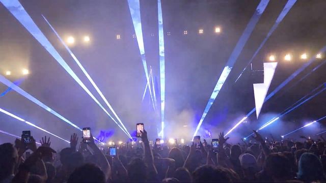 Swedish House Mafia - Brasil GP Week 2023 - Sweet Disposition смотреть онлайн