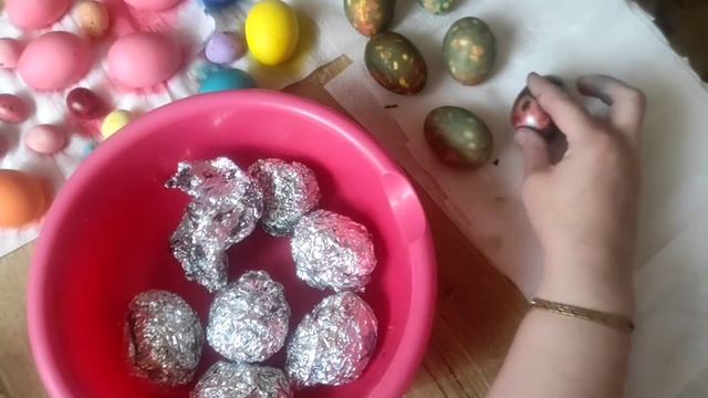 Красим яйца на пасху смотреть онлайн