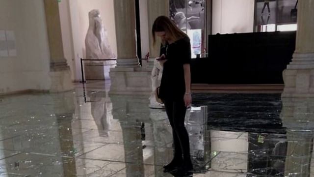 Вывернутый Мир Другого Измерения смотреть онлайн