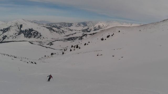 4K Snowcat ski freeride in Jyrgalan on one February afternoon with @rycetravel смотреть онлайн