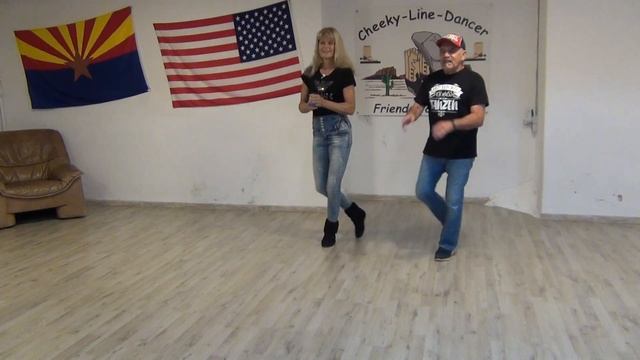 Chop Chop in the Line (Dance & Teach) смотреть онлайн