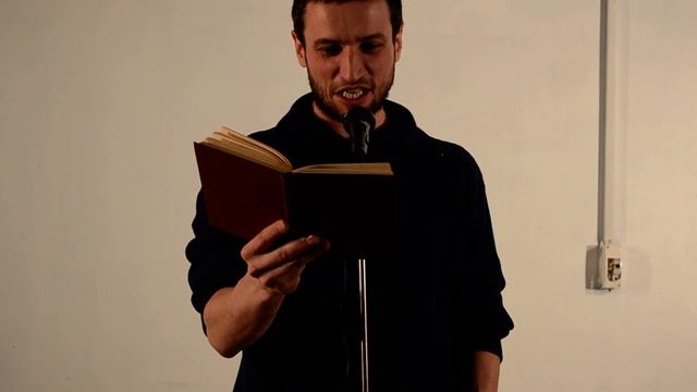 Леонид Прокофьев читает Маяковского смотреть онлайн