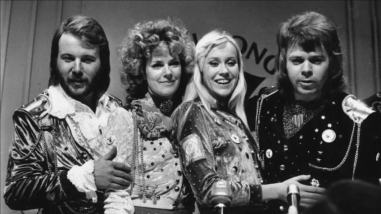 Winner Takes It All _ ABBA Cover смотреть онлайн