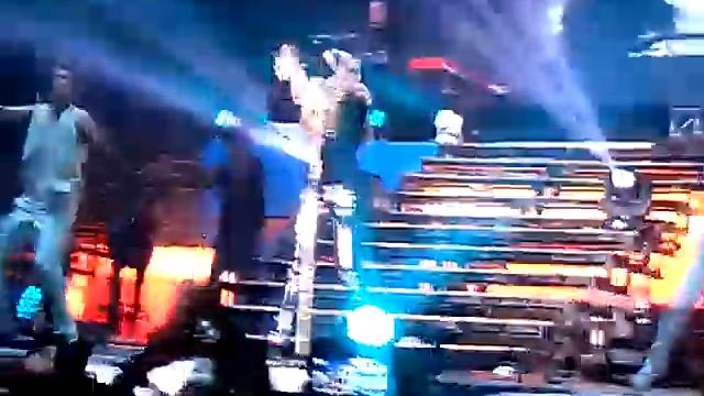 Belinda Ni Freud Ni Tu Mamá, Bella Traicion Tour Catarsis 2015 смотреть онлайн