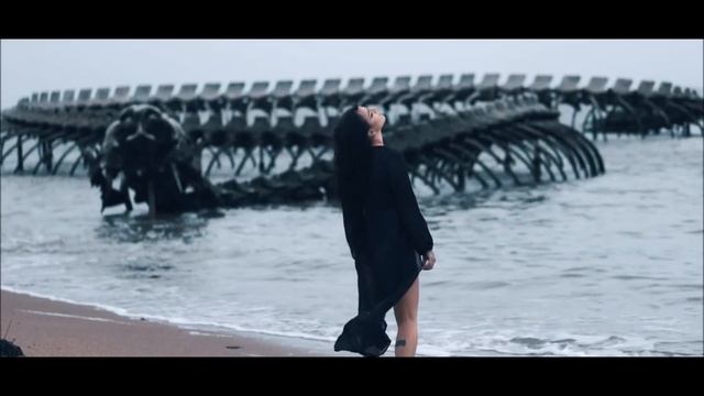 Monolink - Sirens (Lyric video) смотреть онлайн
