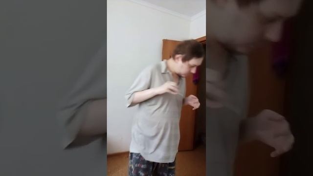 Аутизм. Камера не выдерживает энергетику больного смотреть онлайн