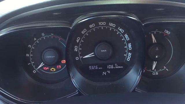 Лада Веста упал расход бензина Lada Vesta