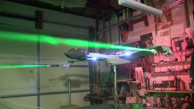 STUDIO SCALE KLINGON BIRD OF PREY PROJECT #11. ORIGINALLY POSTED ON THE KIT FACTORY WEBSITE IN 2017 смотреть онлайн