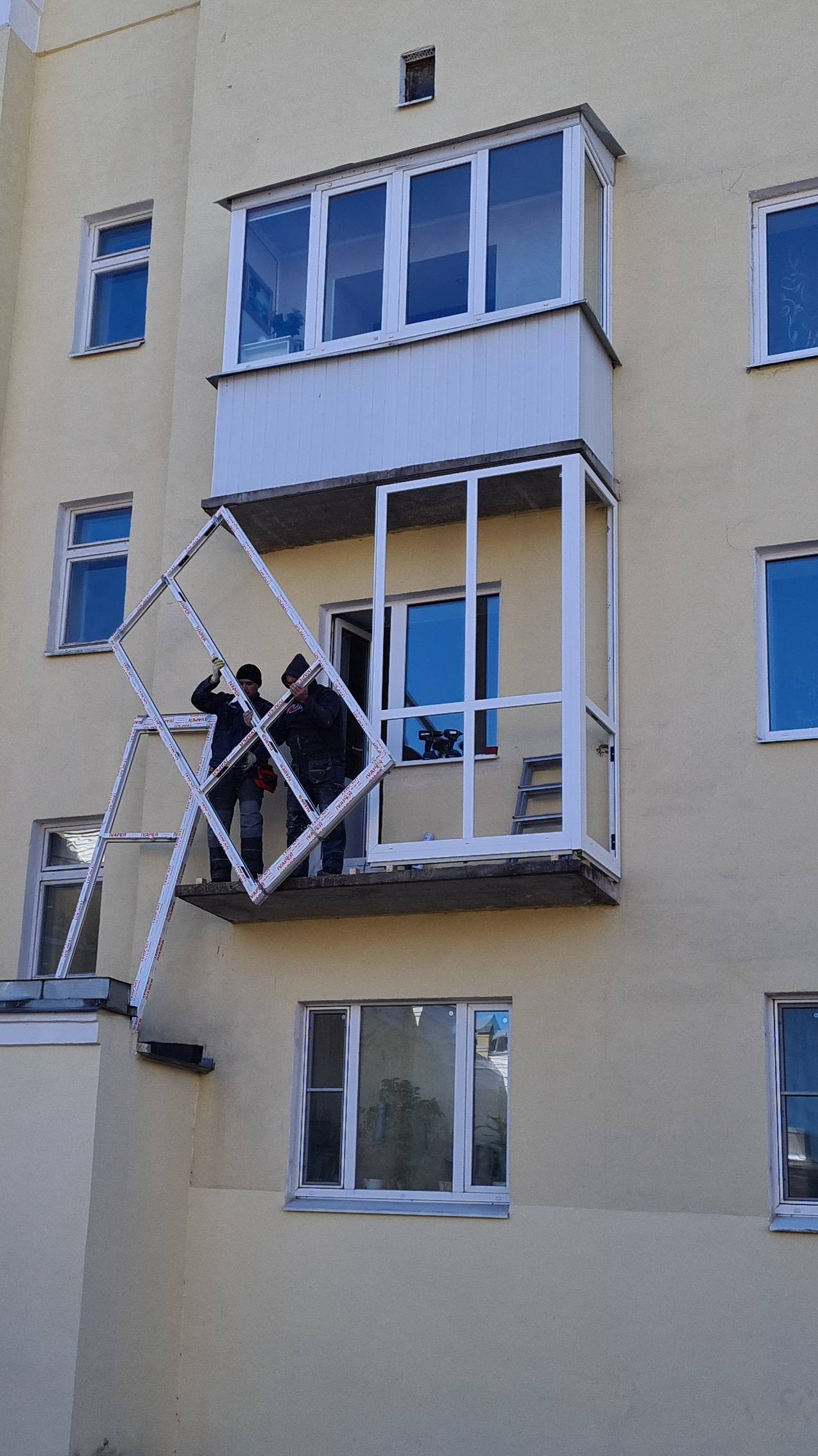 Панорамное остекление балкона. ОКЛАНДИЯ смотреть онлайн