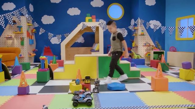 Calvin And Kaison's Play Power | Ultimate Race Day | Nick Jr. UK