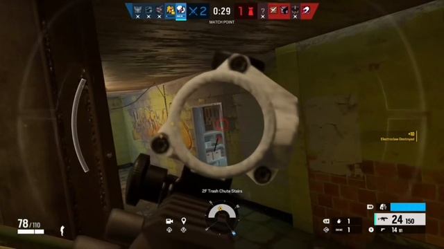 Rainbow Six Siege playing Commanding Force Brava 1v4, Sens, Aruni & more Rainbow Six Siege year 8 S смотреть онлайн