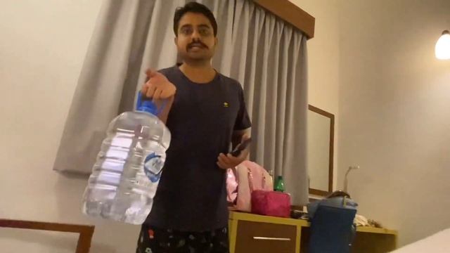Hotel city Max Bur Dubai | Reasonable 4 star hotel in Dubai | room tour | Breakfasts | budget hotel