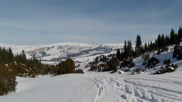 Фрирайд с красивого и длинного склона 2ой спот дня Жыргалан заброска снегоходом смотреть онлайн