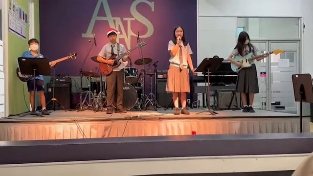 Last Christmas live @amnuaysilpaschoolbangkok5066 the Play Station Artweek смотреть онлайн