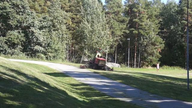 lawn mower смотреть онлайн