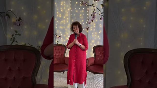 Нам еще предстоит произойти от обезьяны Марина Таргакова смотреть онлайн