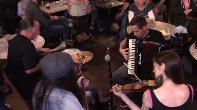 Old Town Sessions (The Tunes Lineup) - Catharsis Reel Set смотреть онлайн