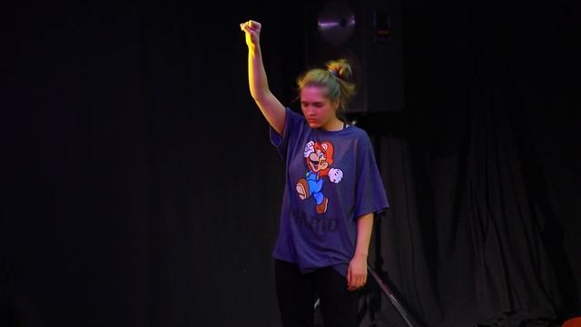 Упражнения на память физических ощущений. Серия -"пьяненькие". смотреть онлайн