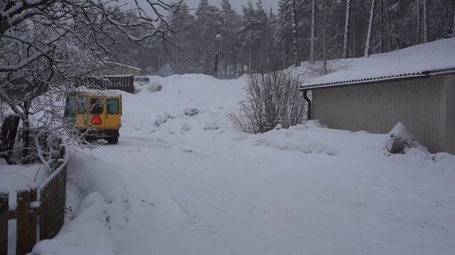 Please Mr. Postman смотреть онлайн