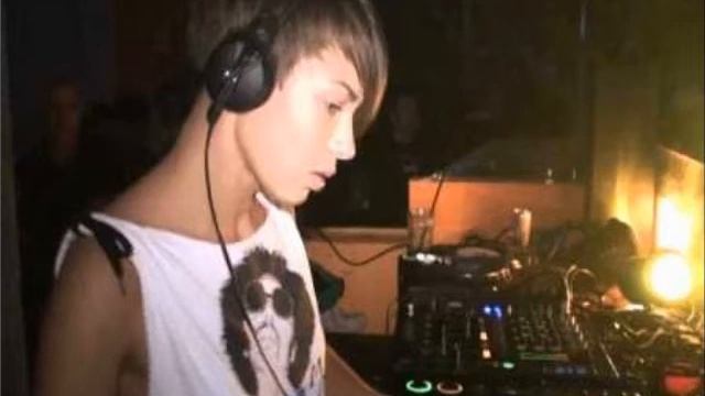 Nastia Live set Arma17 Season Opening (Moscow) 09 09 2012 смотреть онлайн