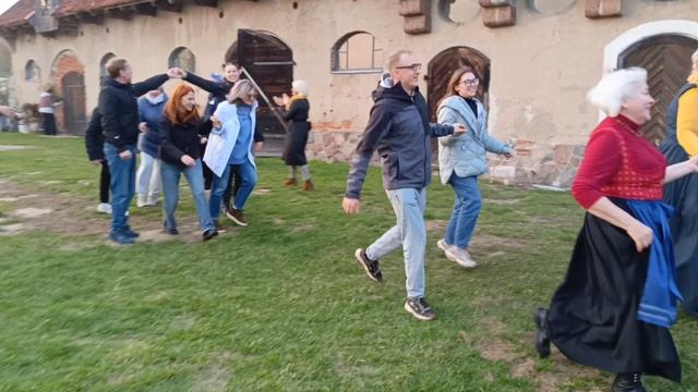 Танцы шманцы.mp4