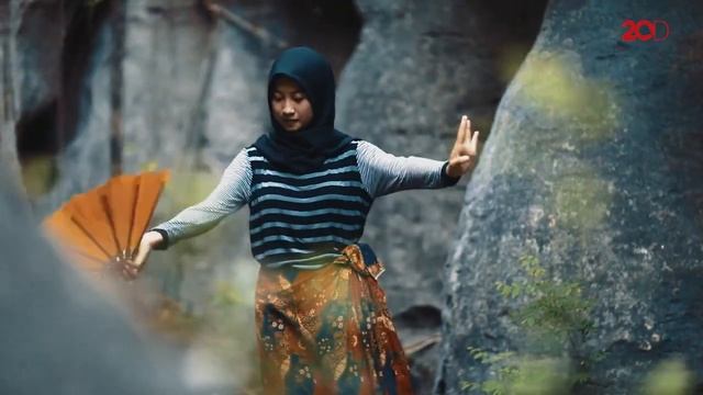 Kesendirian Nur Asmi Menguatkannya смотреть онлайн
