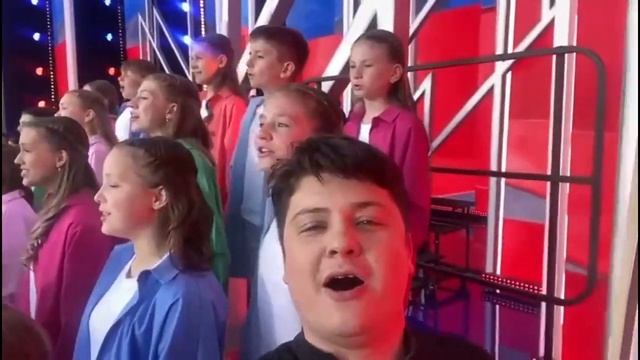 Две реакции на гимн смотреть онлайн