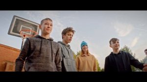 "Нормальный только я". (Трейлер - 2021)