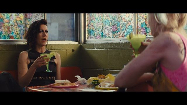 Behind the Scenes - Sanity is Sooo Last Season - Birds of Prey 2020 смотреть онлайн