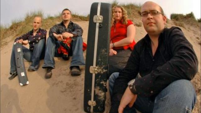 Kitten On The Gate/The Undertow/Paddy Fahen's - Gillian Frame & Back Of The Moon смотреть онлайн