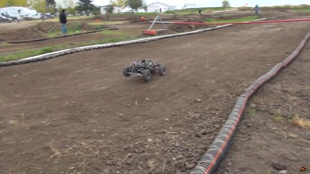 RC ADVENTURES - BiG DiRTY 2014 - MAiN EVENT HPi 2WD BAJA - LAST MAN STANDiNG RACE смотреть онлайн