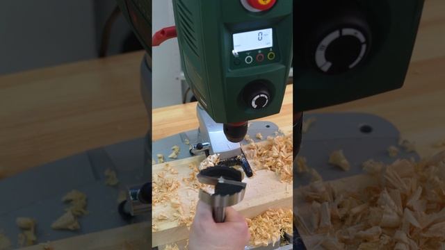 Сверлильный станок Bosch PBD 40 #shorts #инструмент #diy смотреть онлайн