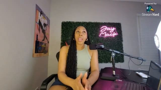 Nickelodeon Allowed Predators to Work on Their Network! смотреть онлайн