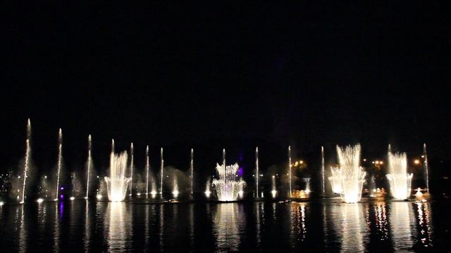 Москва. Фестиваль Круг Света в Царицынском Дворцово-Парковом комплексе!