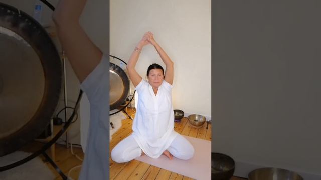 Практика для обновления, омоложения, процветания (Ретрит онлайн КЛЮЧИ ИЗОБИЛИЯ) смотреть онлайн