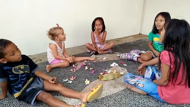 Есенюшка в 3 года поет на 