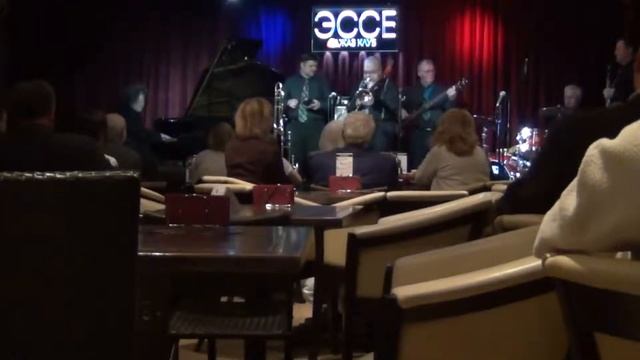 Old Tigers Band Стаса Ананьева поет Ирина Салмова Live in Эссе смотреть онлайн