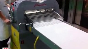 Изготовление круассанов на тестораскатке Flamic
