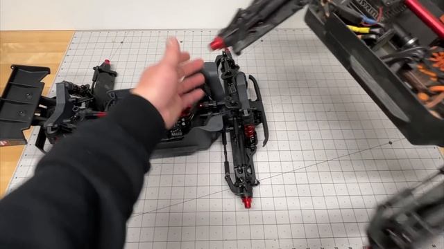 Arrma Outcast 4S V2.5 V2 First Look and Run - Best RC monster truck stunt truck? смотреть онлайн