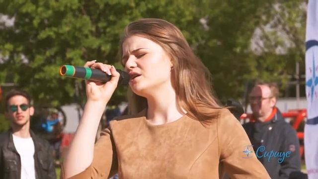 Алена Титова