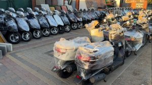 Разгрузка очередного контейнера N10 Скутера из Японии «Скутер Гарант» Краснодар опт/розница