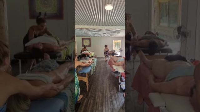 Lomi Lomi Bodywork (massage) Retreat