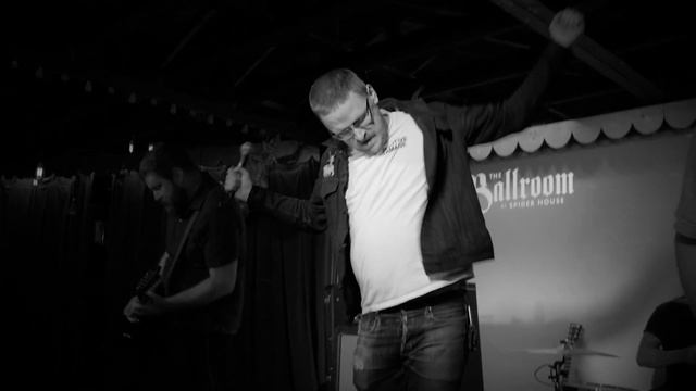 Easy Prey - Radical Self Loathing (OFFICIAL VIDEO) смотреть онлайн
