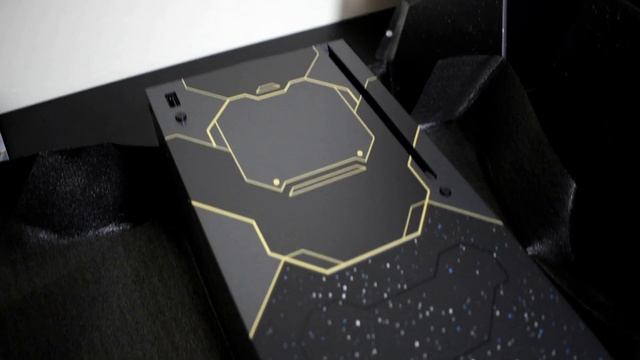 Xbox Series X Halo Infinite Limited Edition | Unboxing | إستعراض النسخة الحصرية смотреть онлайн