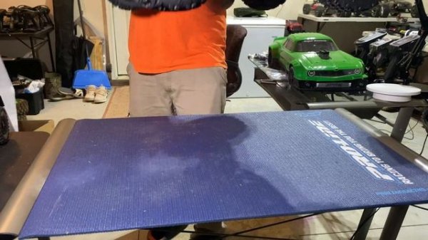 Arrma kraton 8s EXB roller unboxing