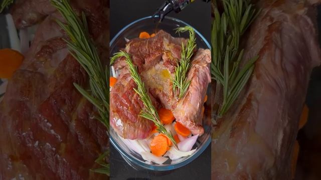 Говядина томленая при низкой температуре