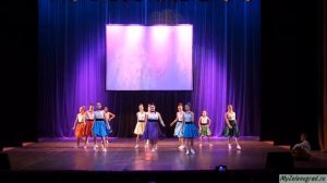 Хореографический коллектив "Виктория". Танец "Девчата"