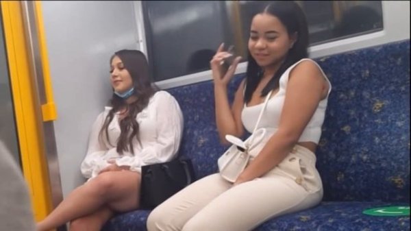 Woman love big bulge watching (reactions)