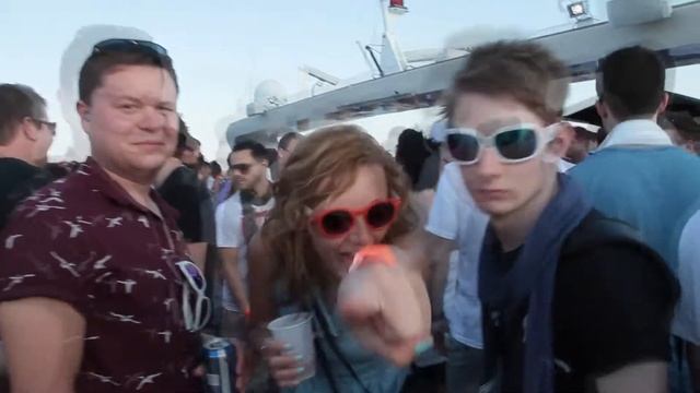 Last Night On Earth - WMC 2013 Yacht Party смотреть онлайн